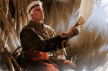 Aegon reads letter.png